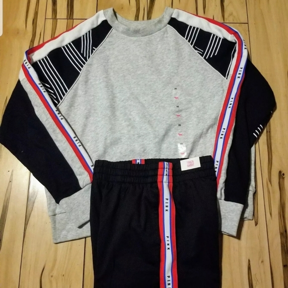 PINK Victoria's Secret Sweaters - Looking for this sweatshirt size XS or Small i